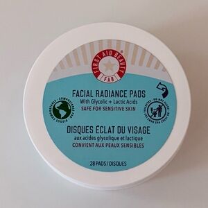 NWT First Aid Beauty Facial Radiance Pads with Glycolic & Lactic Acids